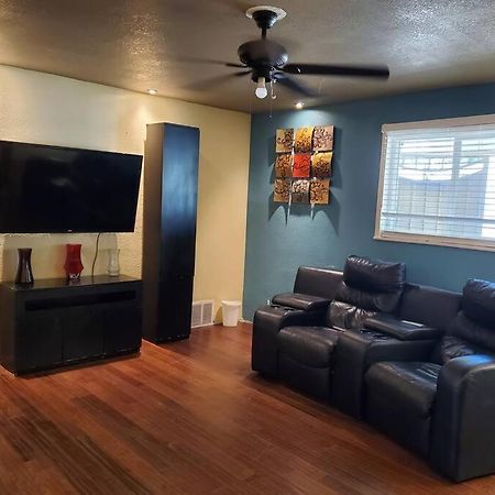 Spacious West El Paso 19 Min From Airport, Fort Bliss Military Base المظهر الخارجي الصورة